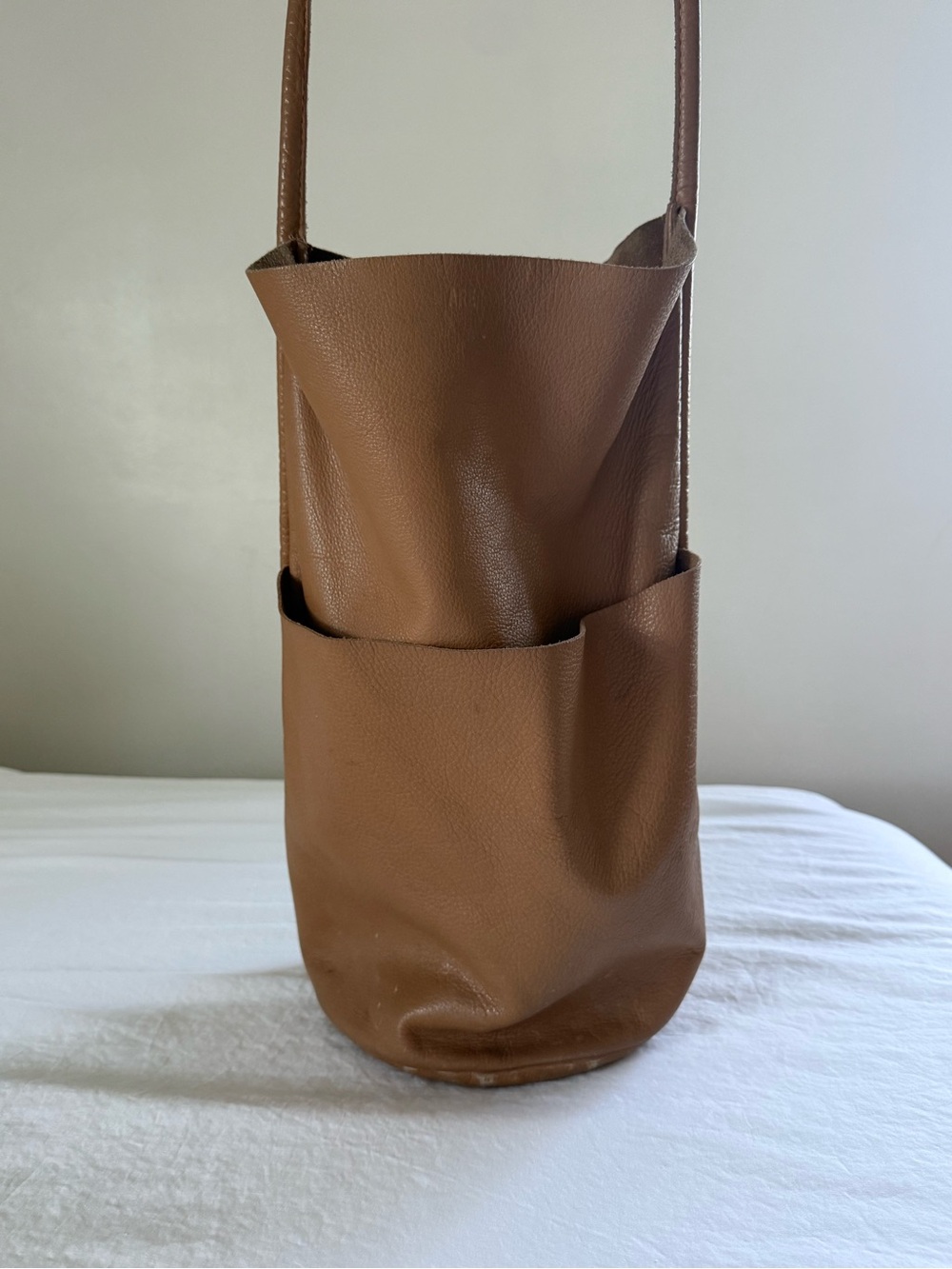 Are Studio Buoy Bag Brown/Camel Leather Hobo Shoulder Bag